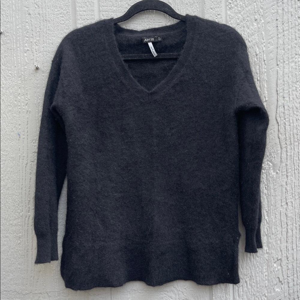 Apt. 9 Women's V-Neck Black 100% Cashmere Sweater